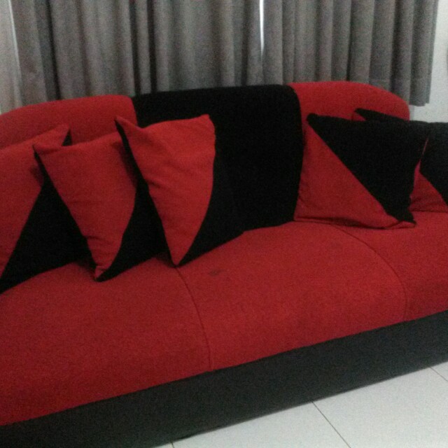 Detail Sofa Merah Hitam Nomer 44