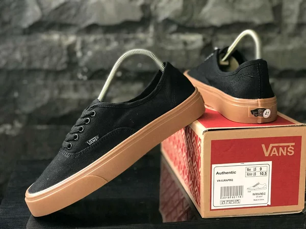 Detail Sol Sepatu Vans Nomer 47