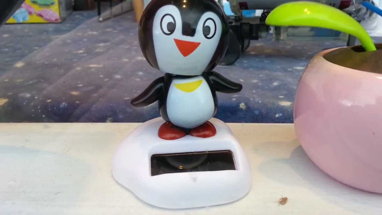 Detail Solar Powered Dancing Penguin Nomer 8