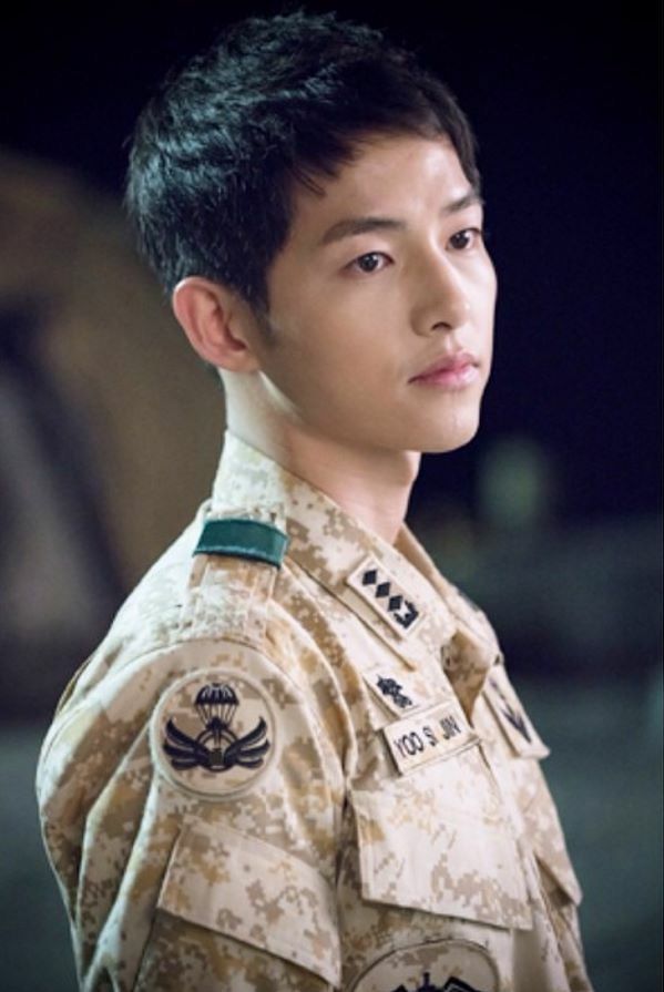 Detail Song Joong Ki Descendants Of The Sun Wallpaper Nomer 28