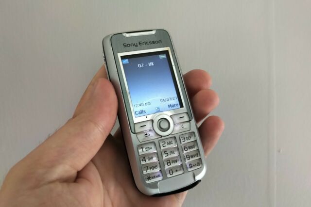 Detail Sony Ericsson K700 Nomer 44