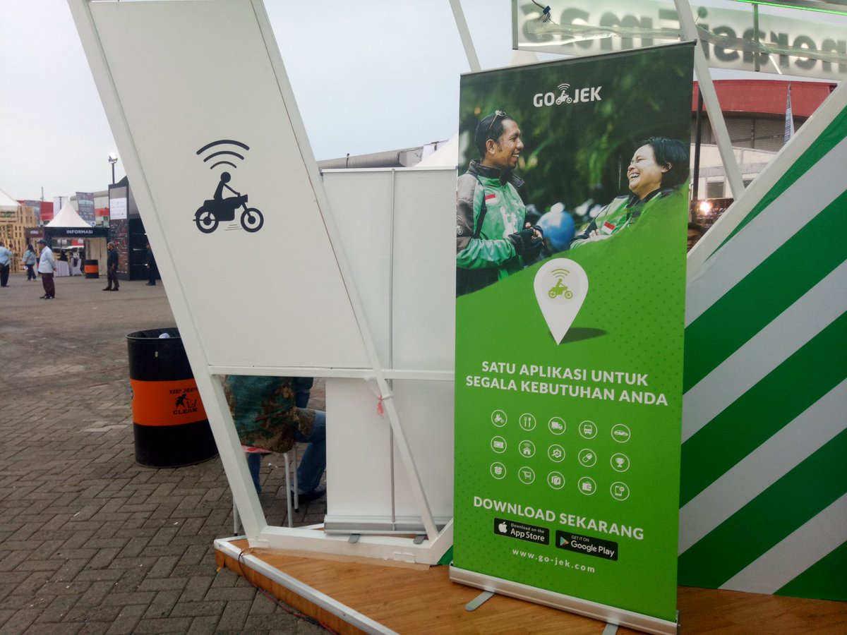 Detail Spanduk Gojek Nomer 39