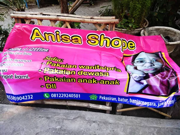Detail Spanduk Jualan Baju Nomer 36
