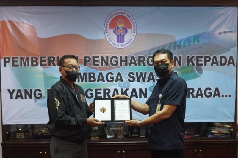 Detail Spanduk Pelepasan Nomer 39