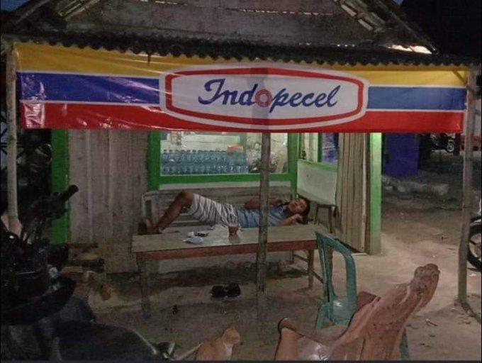 Detail Spanduk Warung Makan Lucu Nomer 10