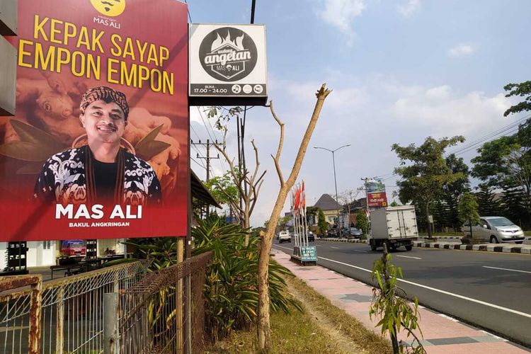 Detail Spanduk Warung Makan Lucu Nomer 28