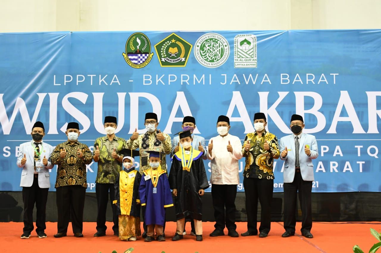 Detail Spanduk Wisuda Santri Nomer 20