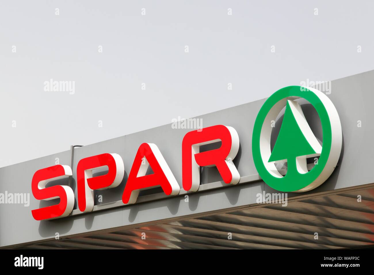 Detail Spar Supermarket Logo Nomer 9