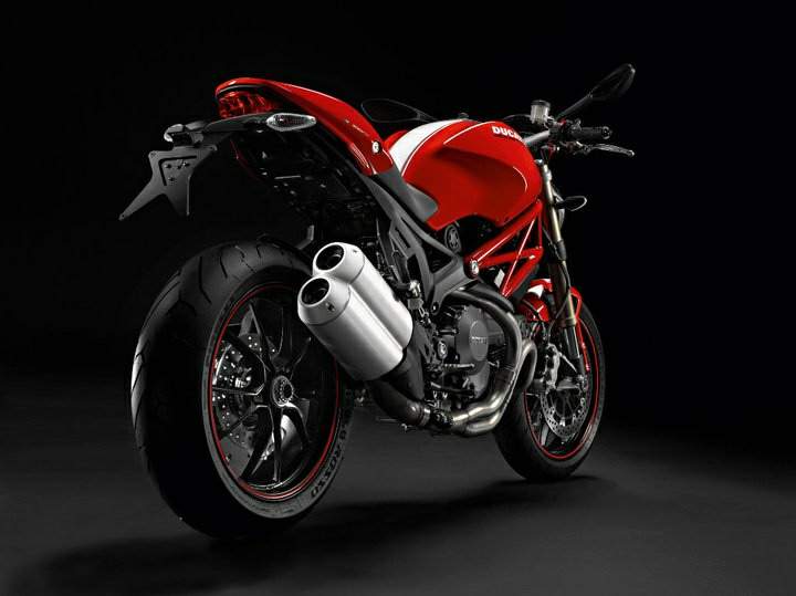 Detail Spesifikasi Ducati Monster 1100 Evo Nomer 2