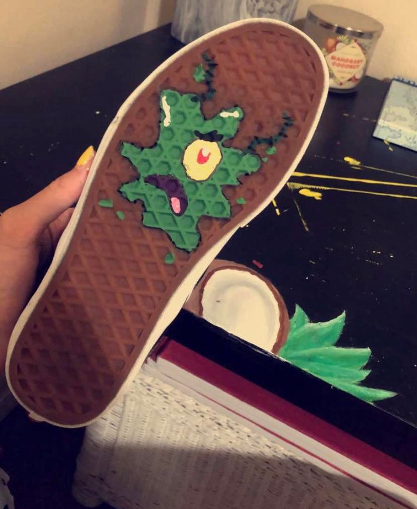 Detail Spongebob Painted Vans Nomer 24