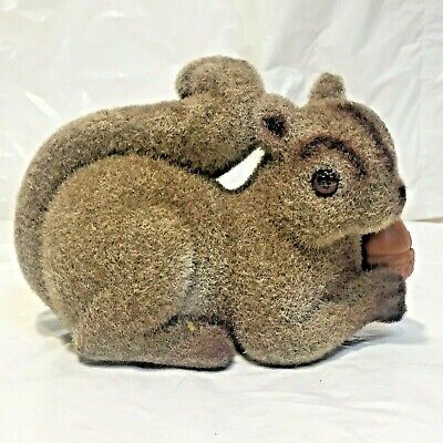 Detail Squirrel Piggy Bank Nomer 10