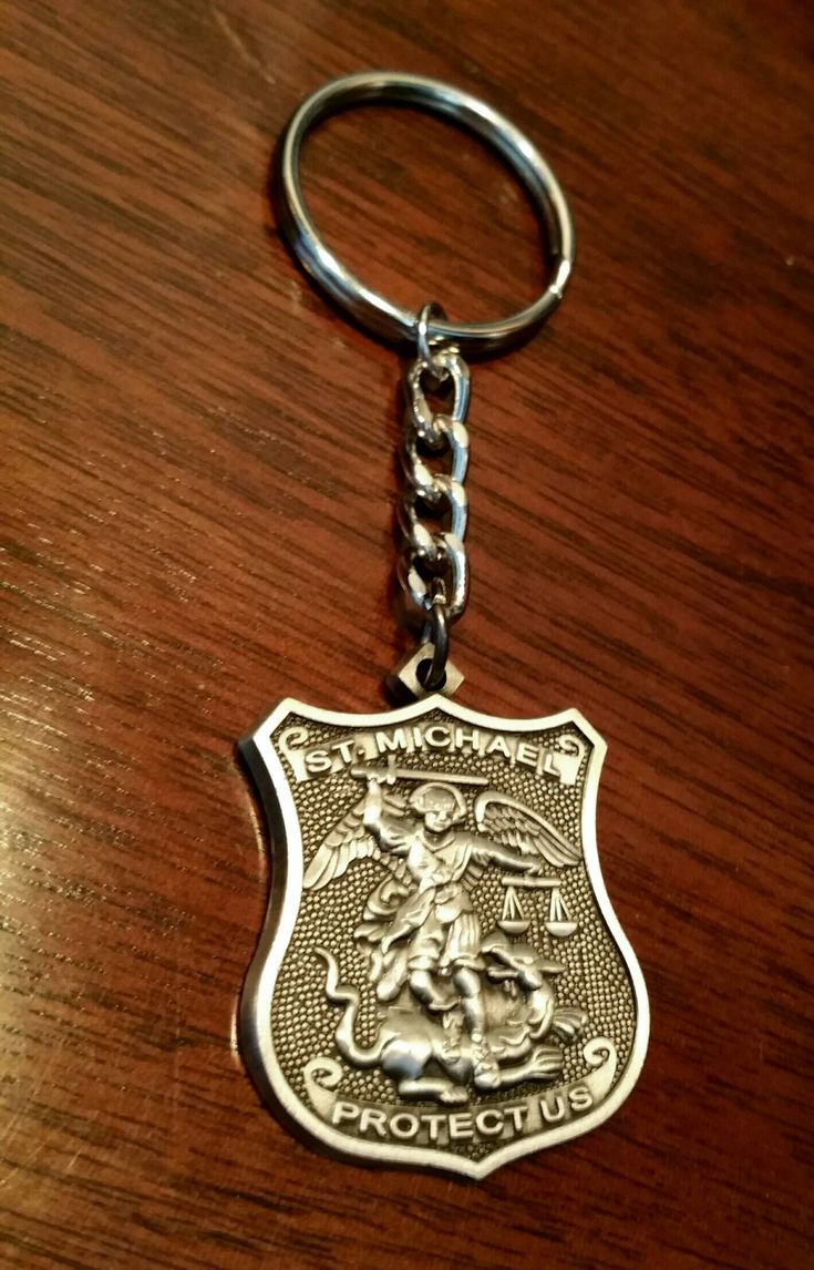 Detail St Michael Police Keychain Nomer 22