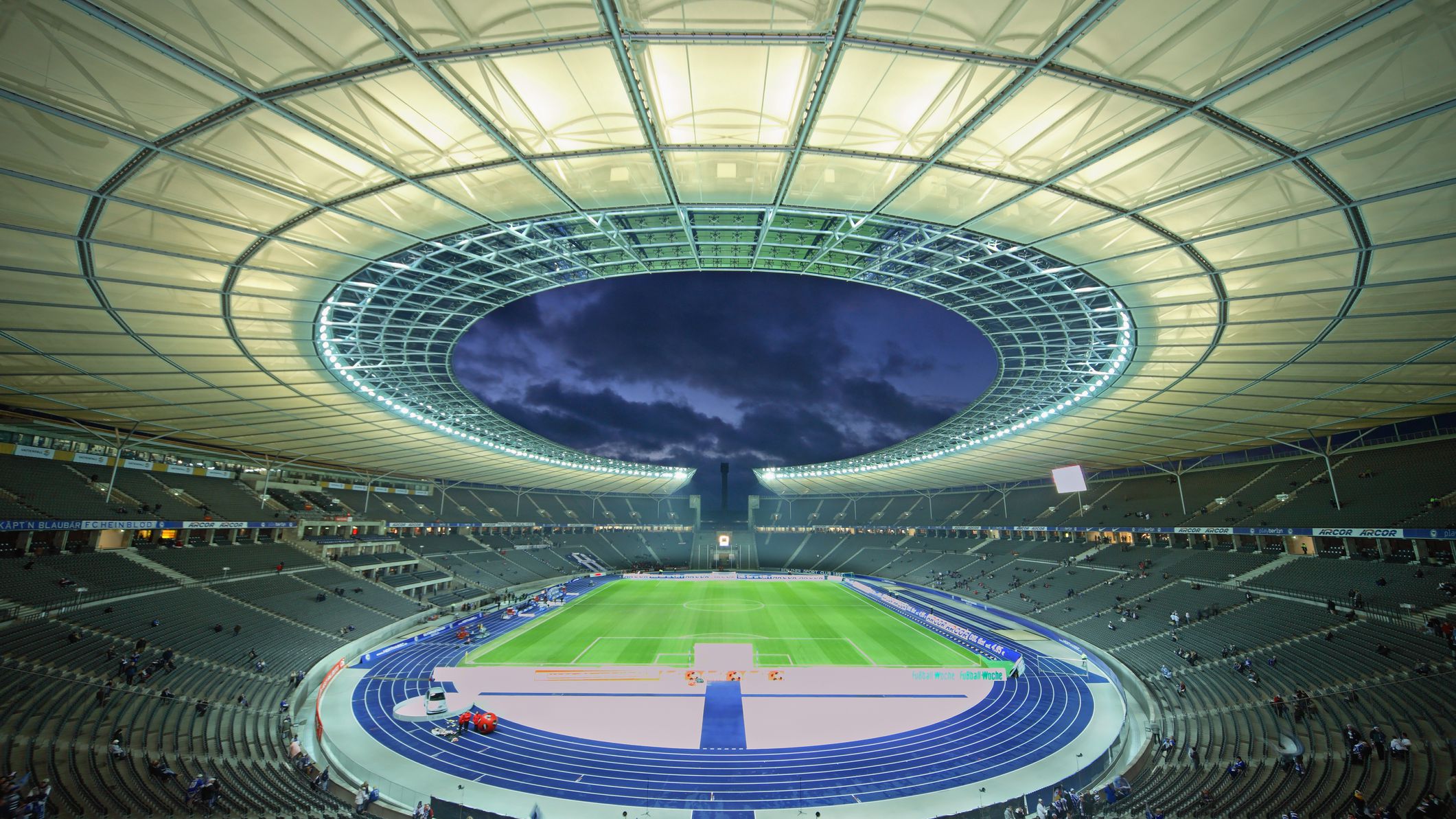 Detail Stadion Olimpiade Berlin Nomer 8