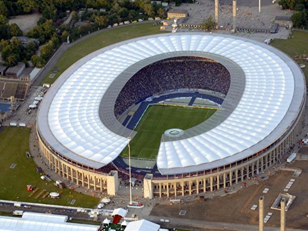 Detail Stadion Olimpiade Berlin Nomer 5