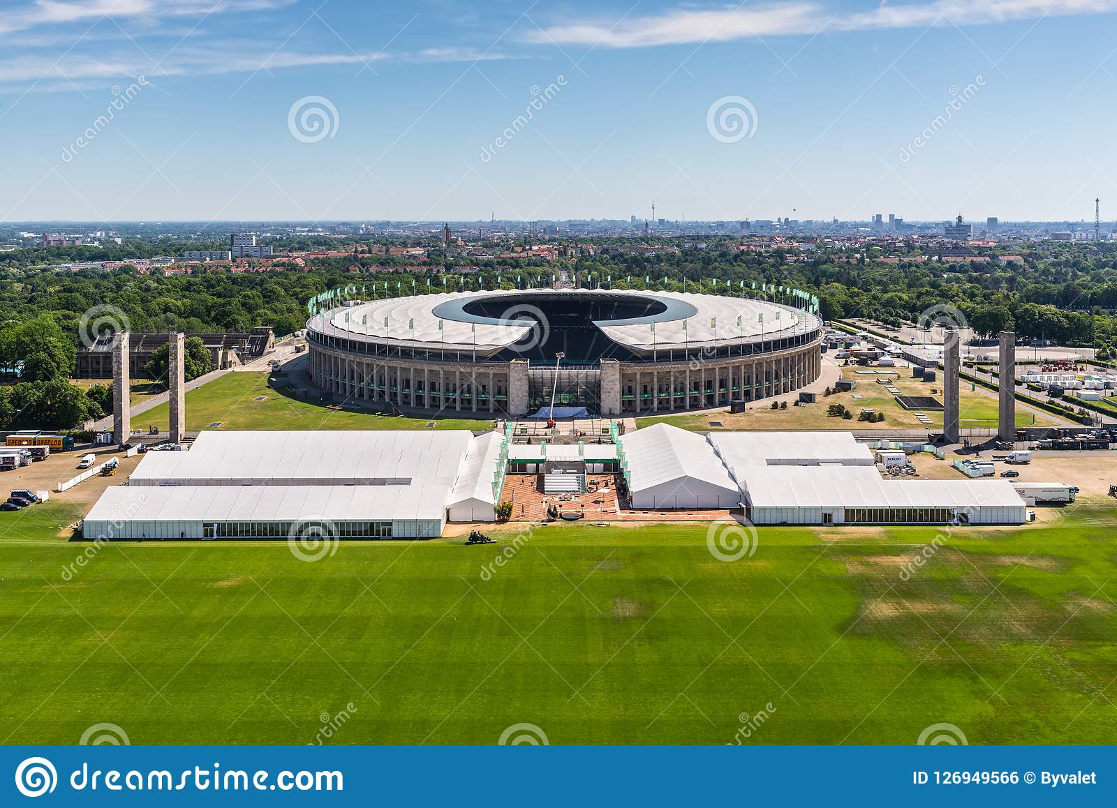 Detail Stadion Olimpiade Berlin Nomer 47