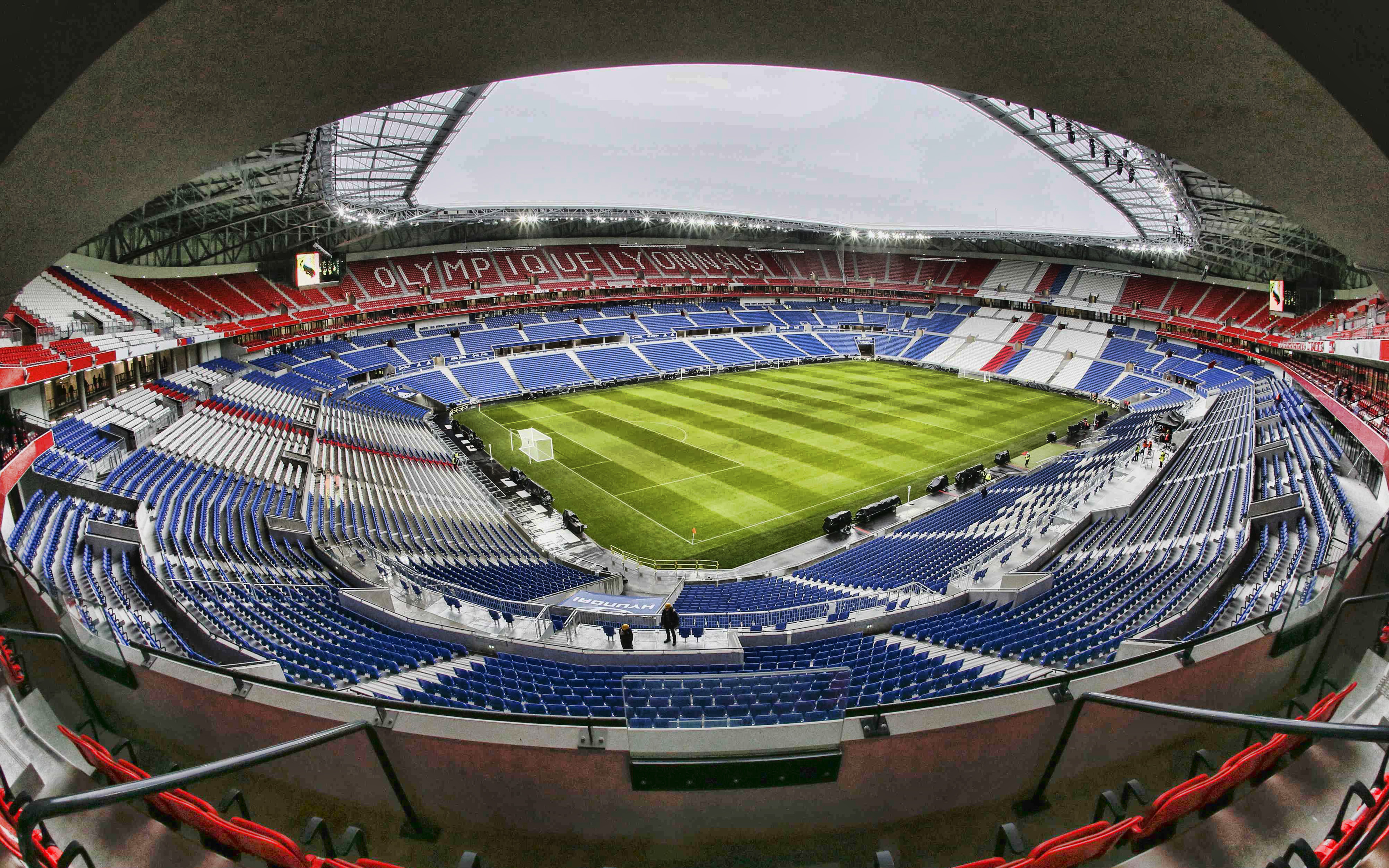 Detail Stadion Olympique Lyon Nomer 24