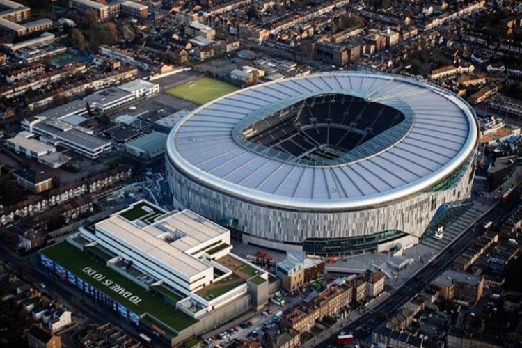 Detail Stadion Sepak Bola Di London Nomer 13