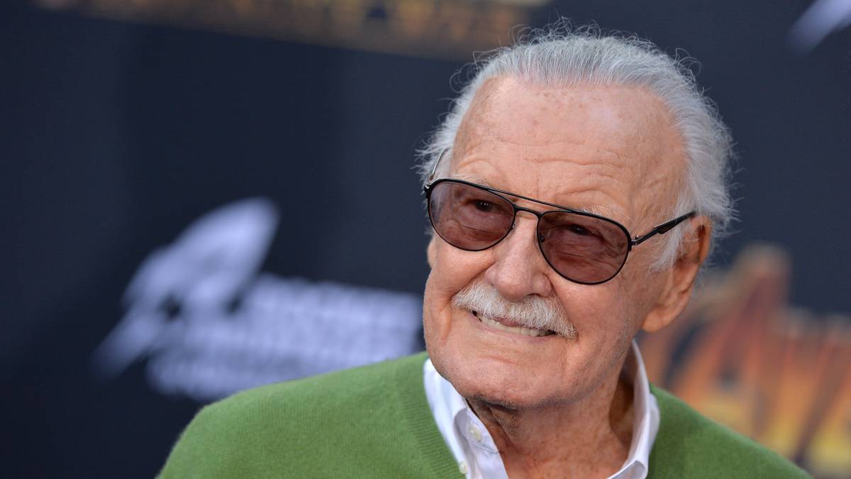 Detail Stan Lee Cameo Logan Nomer 49