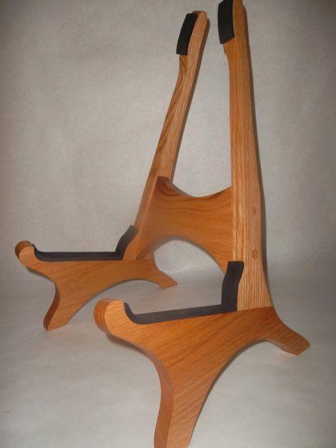Stand Gitar Dari Kayu - KibrisPDR