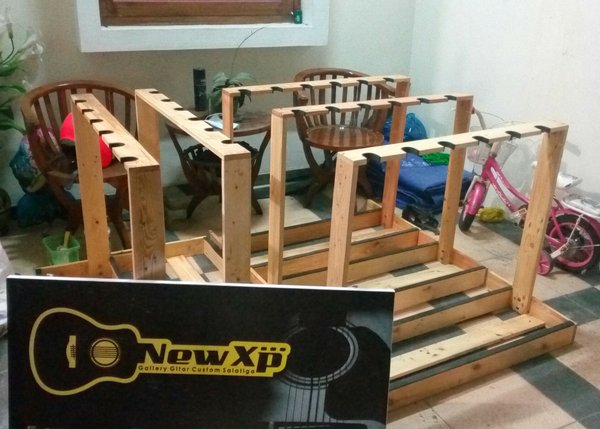 Detail Stand Gitar Dari Kayu Nomer 24