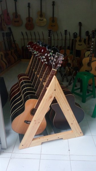 Detail Stand Gitar Dari Kayu Nomer 31