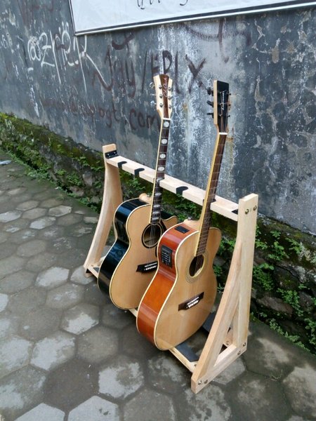 Detail Stand Gitar Dari Kayu Nomer 9