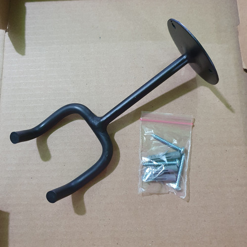Detail Stand Gitar Gantung Nomer 34