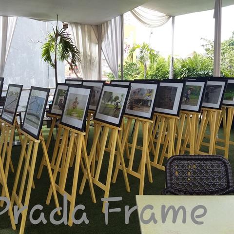 Detail Standing Foto Wedding Kayu Nomer 30