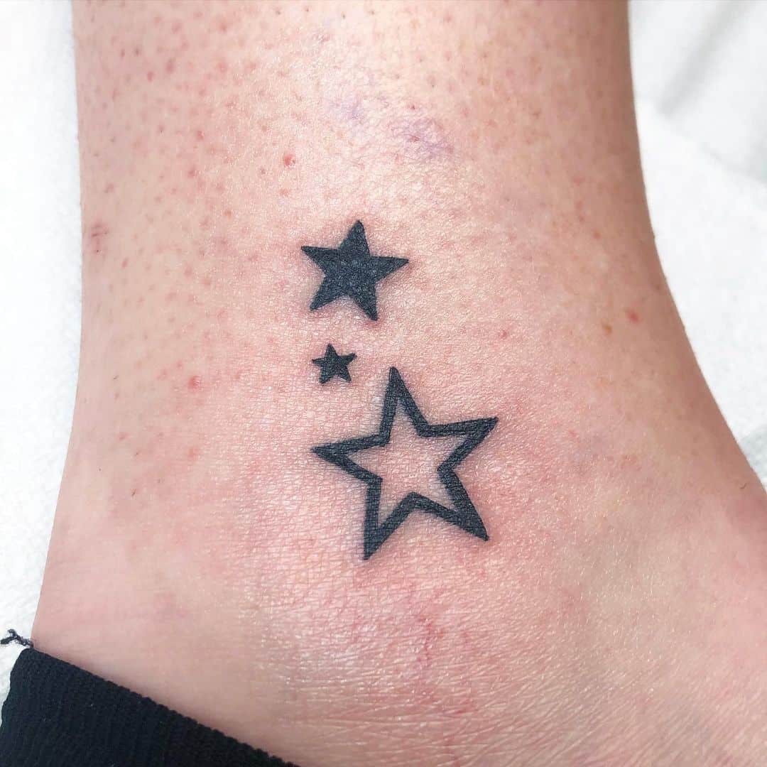 Detail Star Tattoos Nomer 6