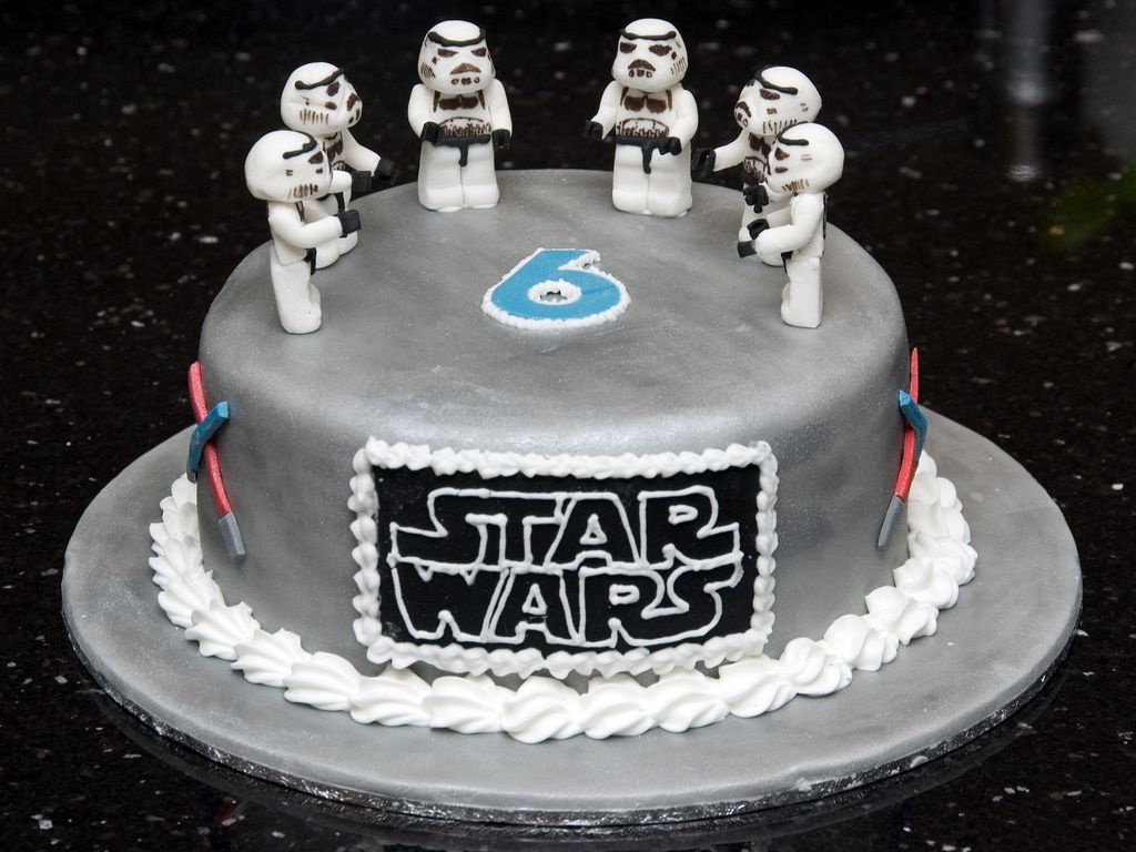 Detail Star Wars Stormtrooper Cake Nomer 9