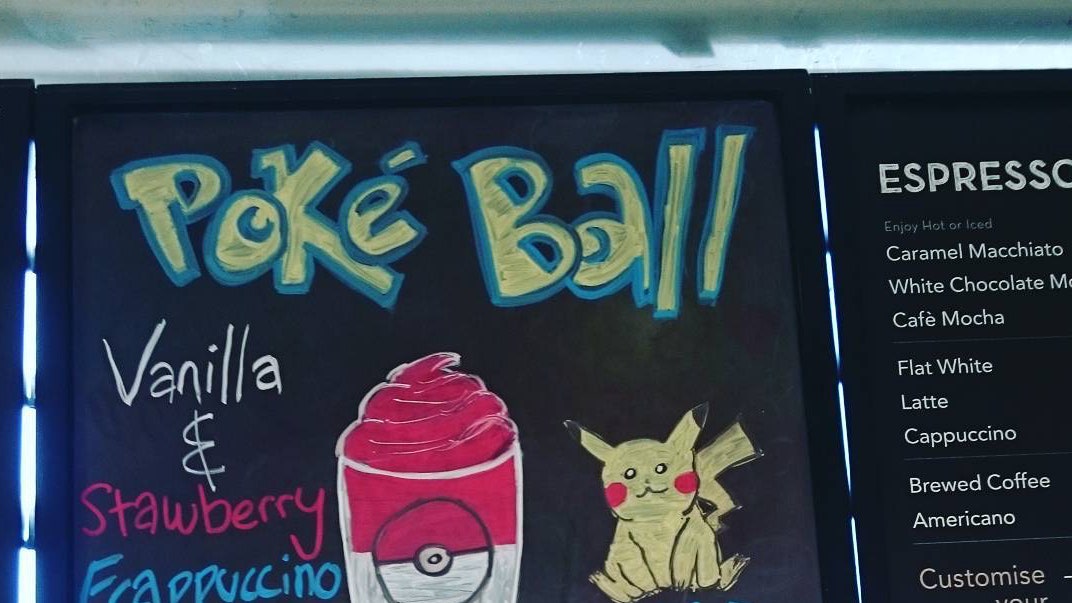 Detail Starbucks Pokeball Nomer 18