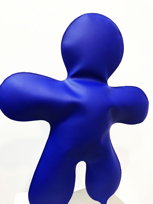 Detail Bonhomme Bleu Nomer 7