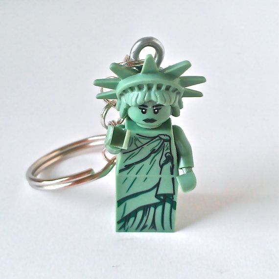 Detail Statue Of Liberty Keychain Nomer 34