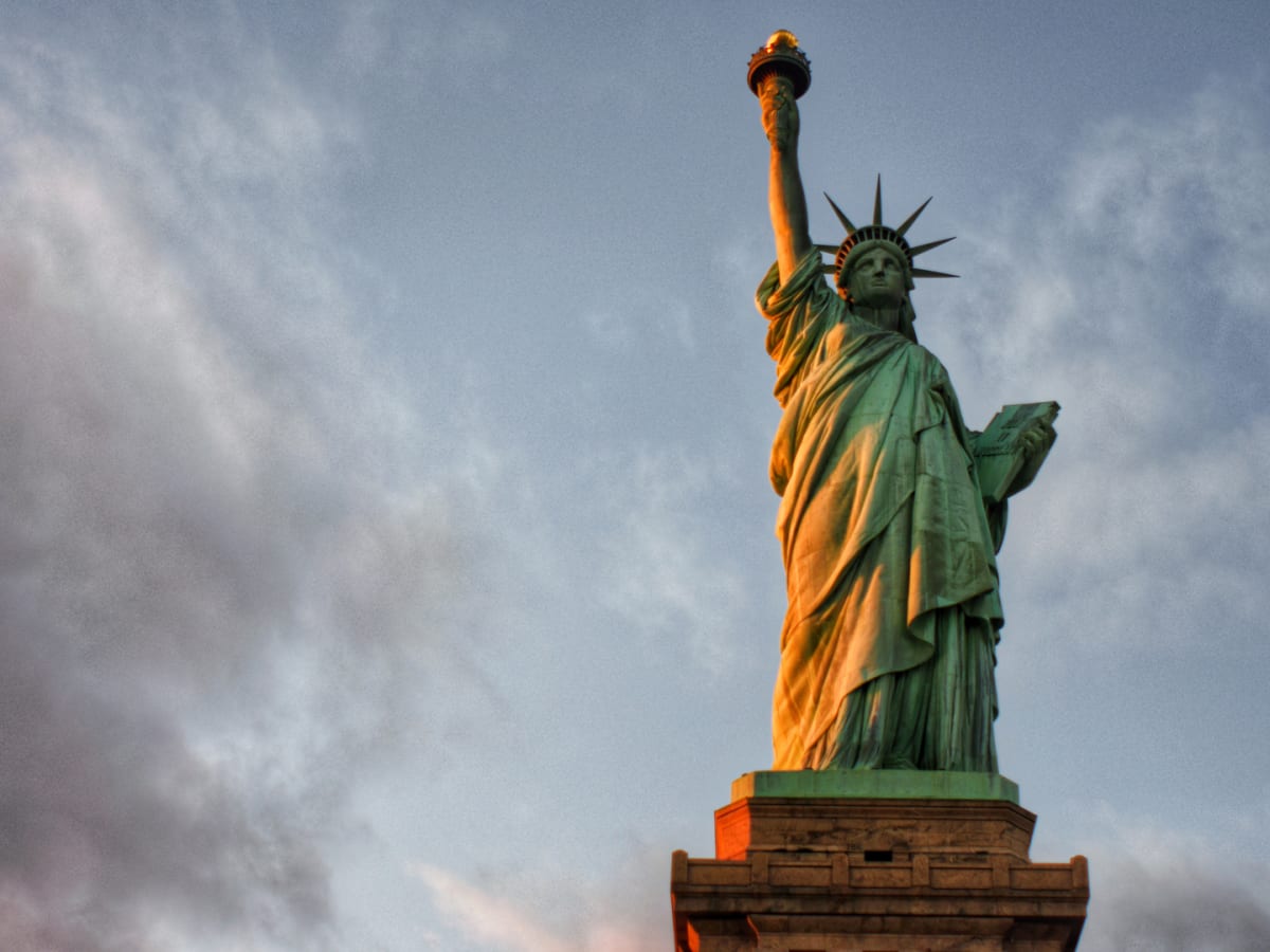 Detail Statue Of Liberty Pics Nomer 28