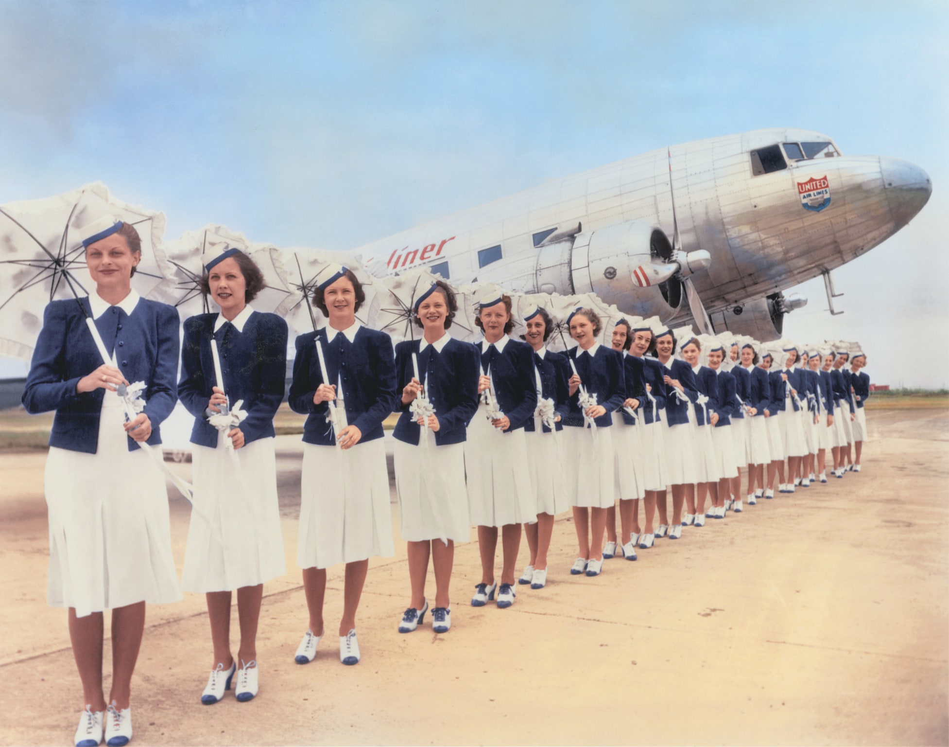 Detail Stewardess Images Nomer 18