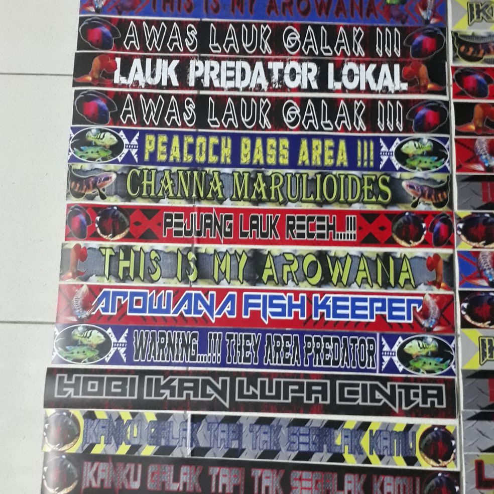 Detail Stiker Aquarium Lucu Nomer 47