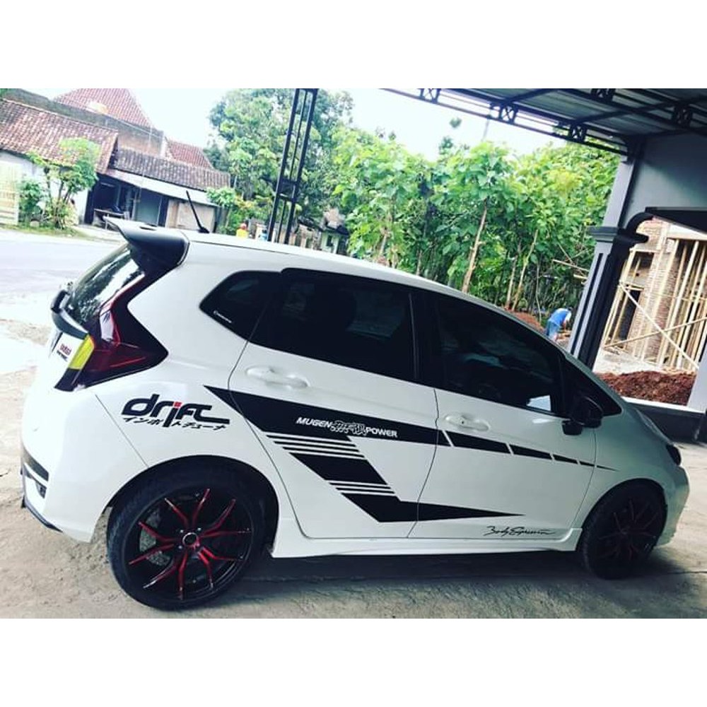 Detail Stiker Keren Buat Mobil Nomer 21