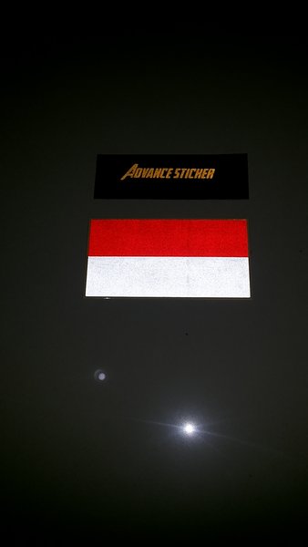 Detail Stiker Merah Putih Nomer 54