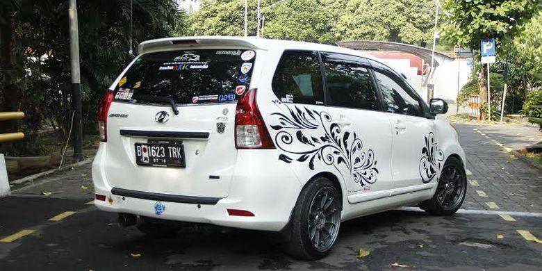 Detail Stiker Mobil Motif Batik Nomer 39