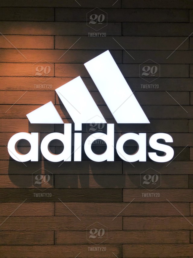 Detail Store Logos Nomer 27