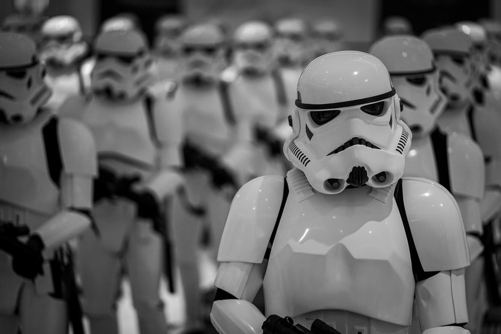 Detail Storm Troopers From Star Wars Nomer 27