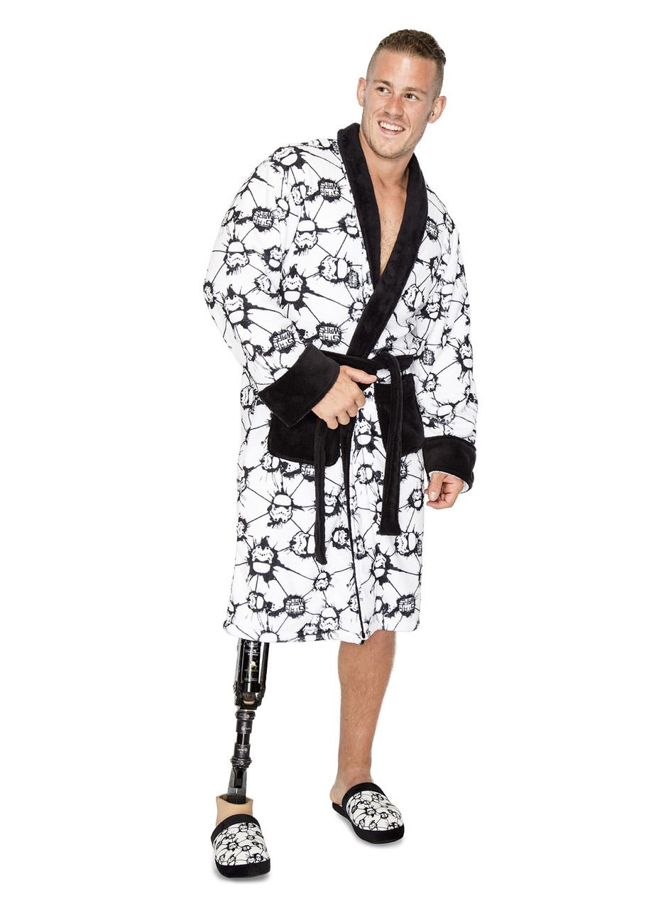 Detail Stormtrooper Bathrobe Nomer 21