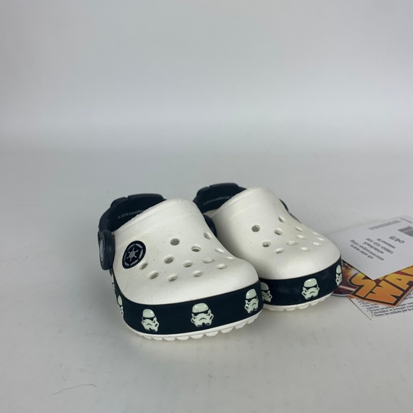 Detail Stormtrooper Crocs Nomer 36