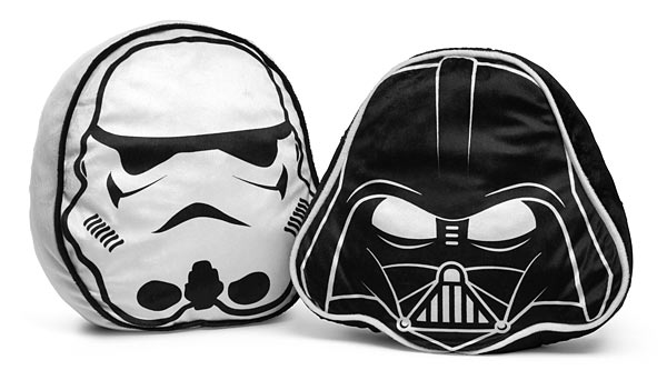 Detail Stormtrooper Pillow Nomer 7