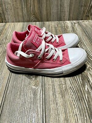 Detail Strawberry Jam Converse Nomer 9