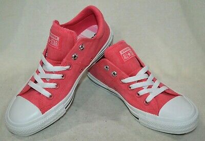 Detail Strawberry Jam Converse Nomer 5