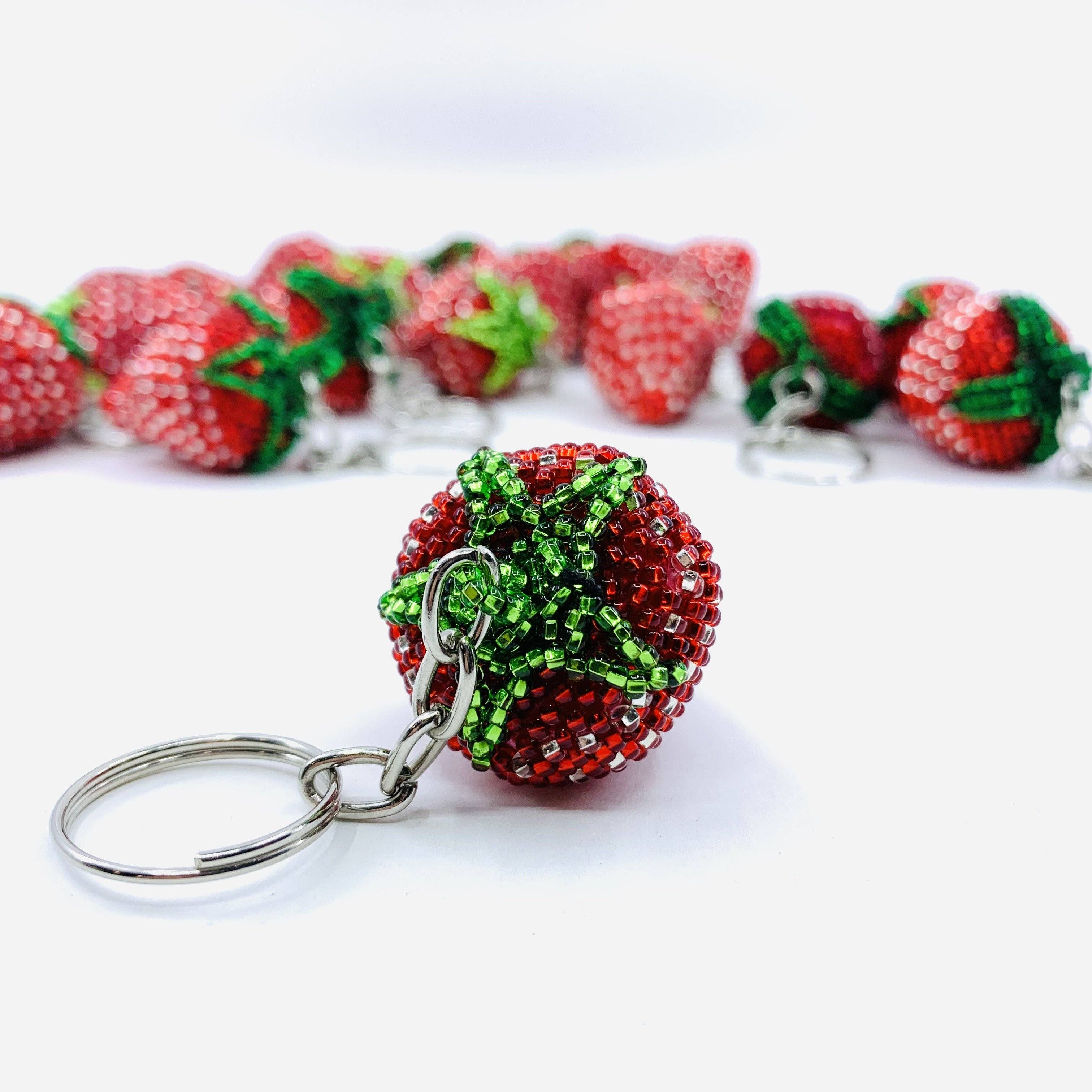 Detail Strawberry Lighter Keychain Nomer 13