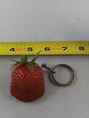 Detail Strawberry Lighter Keychain Nomer 14