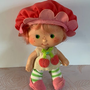 Detail Strawberry Shortcake Apple Dumpling Doll Nomer 36