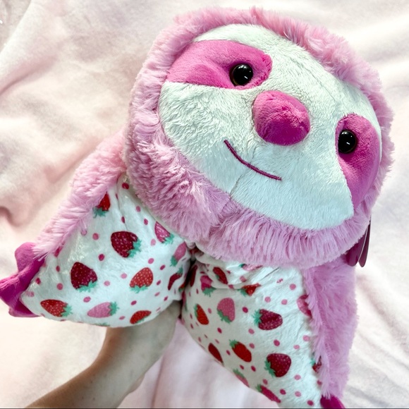 Detail Strawberry Sloth Pillow Pet Nomer 29